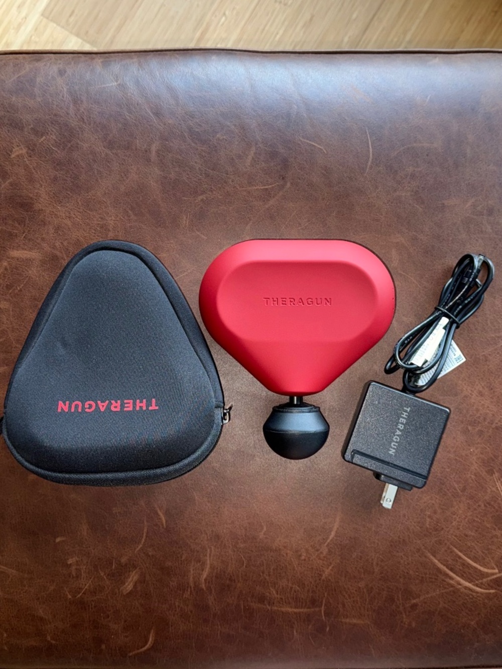 Theragun Mini | Limited Edition (PRODUCT) RED - Picture 2 of 14